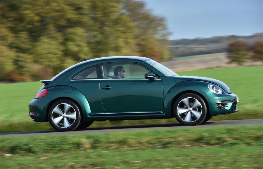  Volkswagen Beetle 2016 года  (UK) (фото 21 из 26)